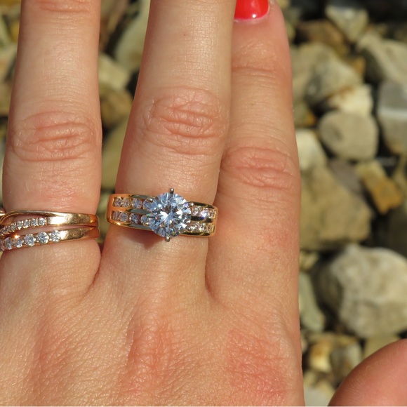 Diamonique 14k yellow gold 6 prong brilliant CZ ring size 7.75 - Picture 11 of 11